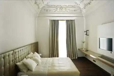 Romano House - 5