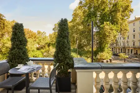 Eccleston Square - 19