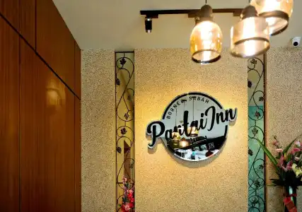 Pantai Inn - 1