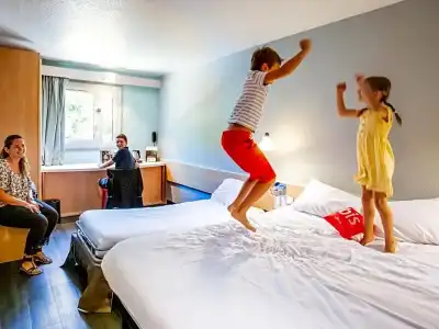 ibis Bourges - 39