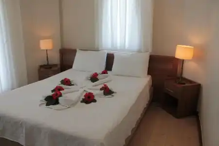 Crescent Hasirci - 14