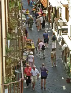 del Corso - 44