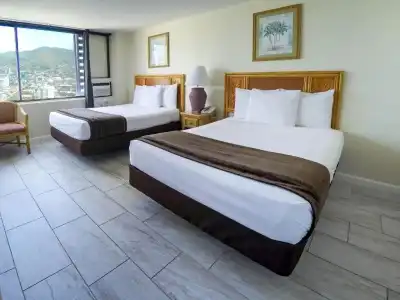 Waikiki Monarch - 16