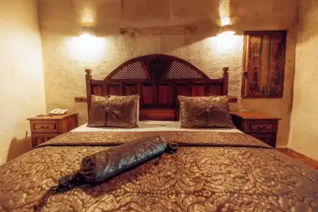 Melis Cave - 67