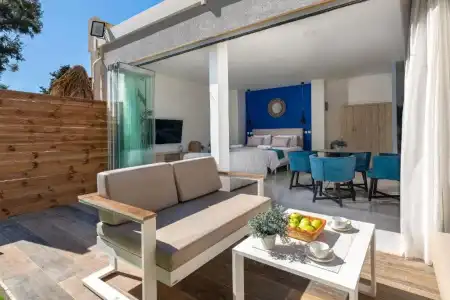 Bamboo Suites Adults Only - 124