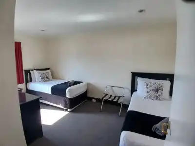 Palm City Motor Inn - 86