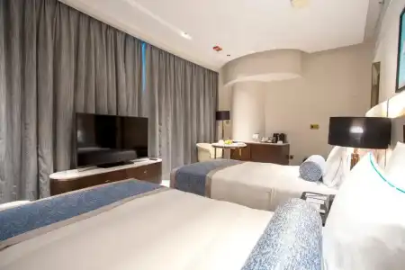 Century Marina - - 41