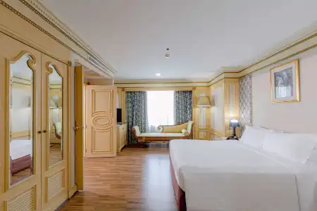 Golden Tulip Sovereign Bangkok - 68