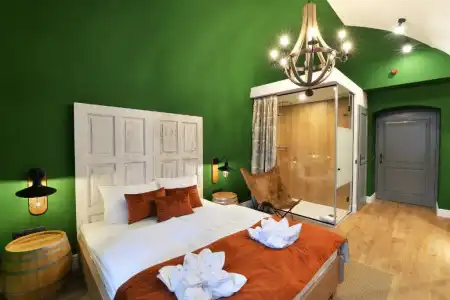 1552 Boutique - 9