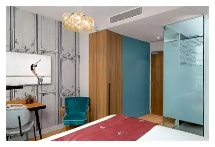 Lyric Paris - 121