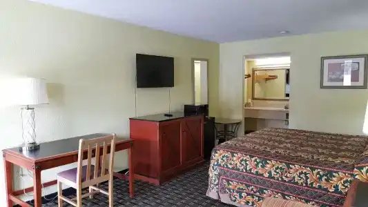 American Inn - 44