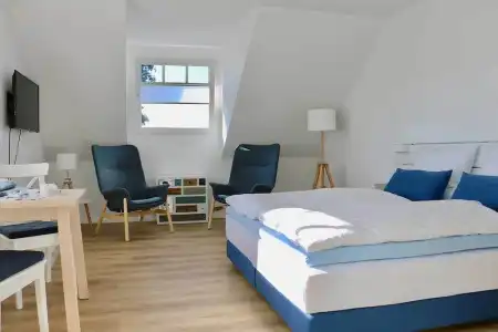 Zur Alten Schmiede - 56