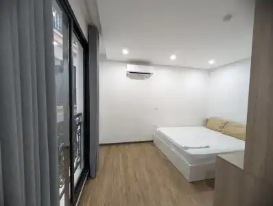 Era Apartment Lac Long Quan - 3