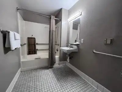 Motel 6 Bakersfield, CA - South - 65