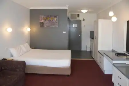Port Aloha Motel - 46