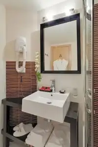 Le Boutique Moxa - 50