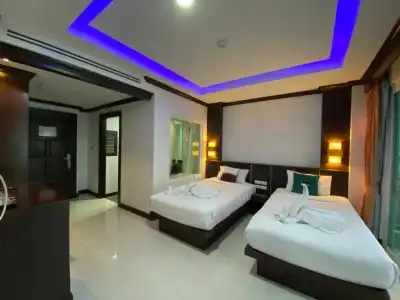 77 Patong & Spa - 138