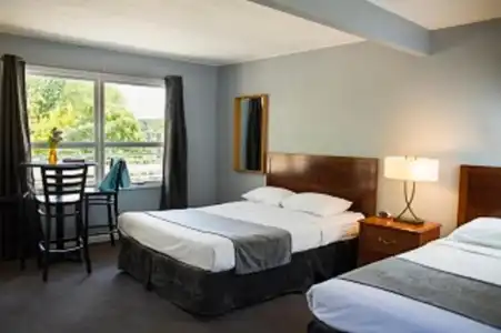 Delton Oaks Resort - 20