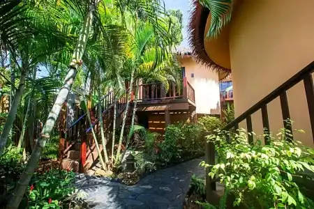 Beyond The Blue Horizon Villa Resort - 50