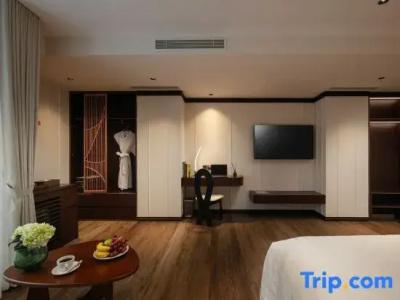 The Chi Novel Hostel - 141