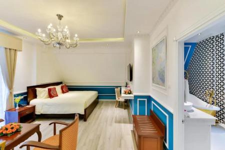 Dalat Boutique - 111