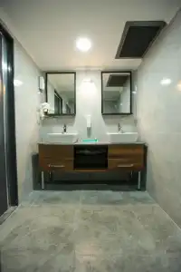 The Life & Spa - 53