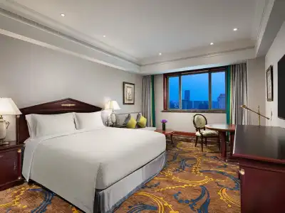 Crowne Plaza Shanghai Nanjing Road by IHG - 26