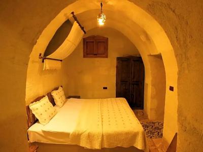 Dilek Tepesi Cave - 50