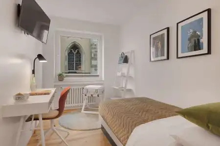 Beethoven Dreesen - furnished by BoConcept - 19