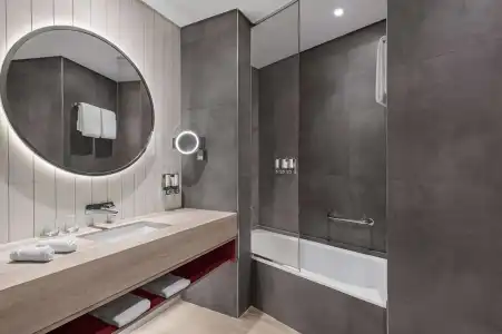 Hampton by Hilton Marjan Island - 10