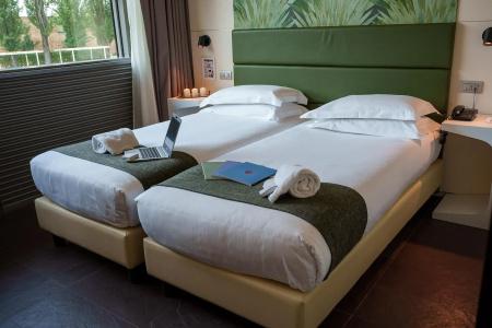 Best Western Green City - 31