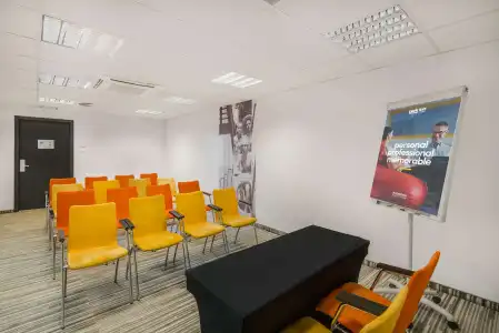Park Inn by Radisson Budapest - 8