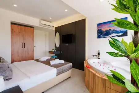 Mrt Suites Lara - 1
