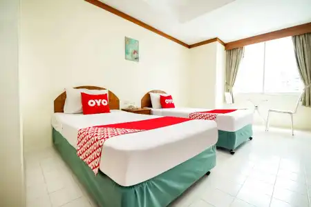 OYO 320 Regent 2002 Guest House - 25