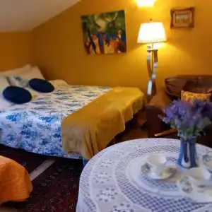 Dawson Place, Juliette's Bed and Breakfast - 14