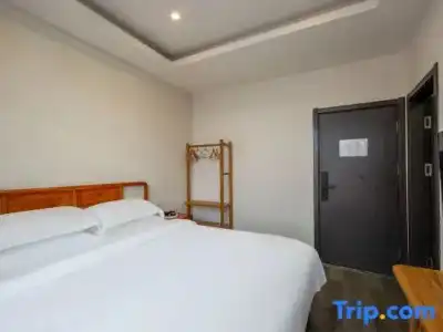 Mayfair Plaza Motel - 88
