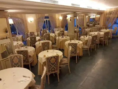 La Vue D'Or - 18