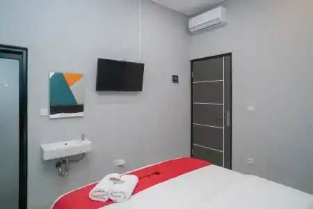 RedDoorz Near Sindu Kusuma Edupark 3 - 18