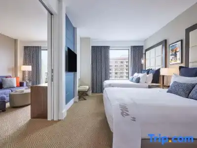 The Waterfront Beach Resort, A Hilton - 259