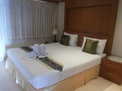 Seaview Sriracha - 24