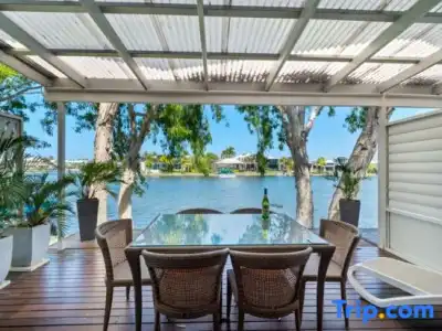 Noosa Entrance Waterfront Resort - 289