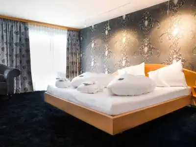 Alpenlove - Adult SPA - 72