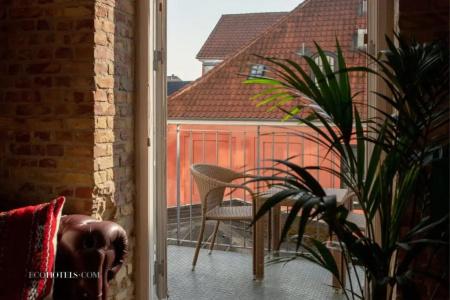 Babette Guldsmeden - 64