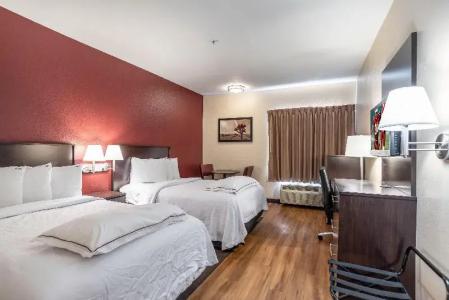 Red Roof Plus+ Phoenix West - 28