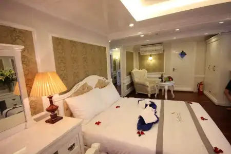 Signature Halong Cruise - 71