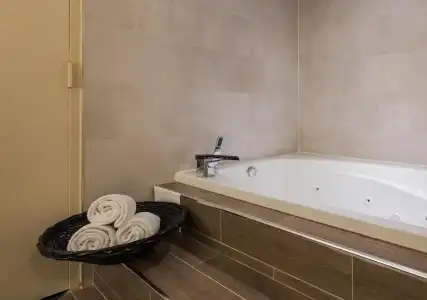 Best Western Plus Toronto Airport - 17