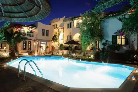 Aquarius Apartments - 8