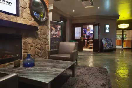 Sandman & Suites Kelowna - 7