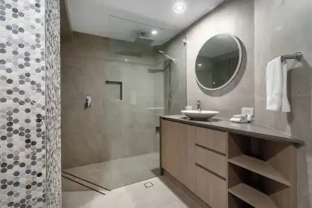 Rolling Surf Resort - 230