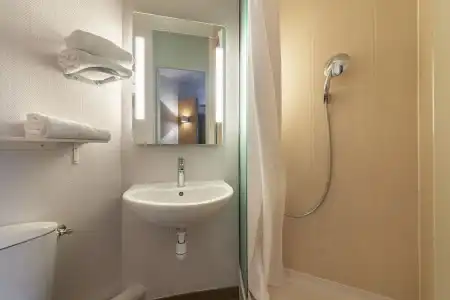 B&B Valence Sud - 9